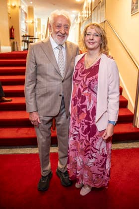 ABB SCHLOSSPARK- Dieter Hallervorden und Nathalie Hallervorden Vater tochter zu Gast bei der Jahrespressekonferenz zur Spielzeit 2026 27 im Schlosspark Theater 26.AUGUST 2026 in Berlin Berlin Deutschland