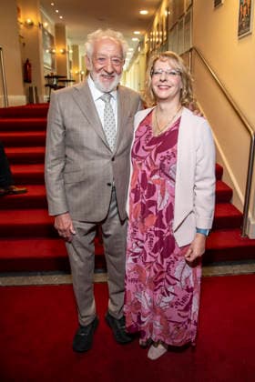 ABB SCHLOSSPARK- Dieter Hallervorden und Nathalie Hallervorden Vater tochter zu Gast bei der Jahrespressekonferenz zur Spielzeit 2026 27 im Schlosspark Theater 26.AUGUST 2026 in Berlin Berlin Deutschland