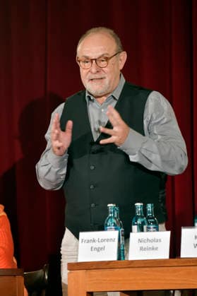 Frank-Lorenz Engel bei der Jahrespressekonferenz zur Spielzeit 2026 27 im Schlosspark Theater. Berlin, 26.08.2026