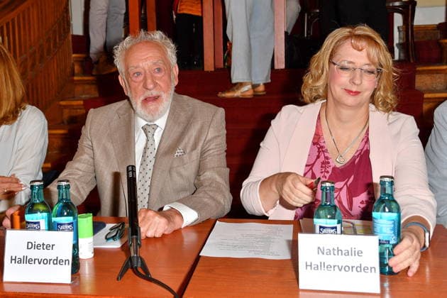 RECORD DATE NOT STATED Jahrespressekonferenz Schlosspark Theater - Berlin Dieter Hallervorden und Tochter Nathalie Hallervorden bei der Jahrespressekonferenz zur Spielzeit 2026 27 im Schlosspark Theater in Berlin am 26.08.2026 Copyright: xEventpressxBerndtx