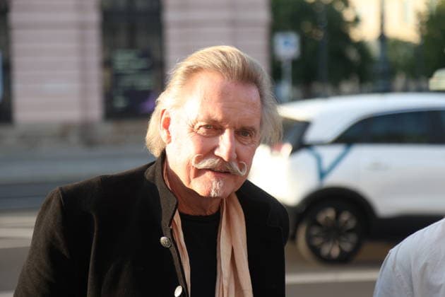 Ingo Lenzen bei der Ankunft zum festlichen Empfang anlässlich der Eröffnung der 15. UFA Filmnächte im Kolonnadenhof auf der Museumsinsel in Berlin. Berlin, 26.08.2026 Copyright: xAgenturxMatthiasxWehnertx xM.xGränzdörferx