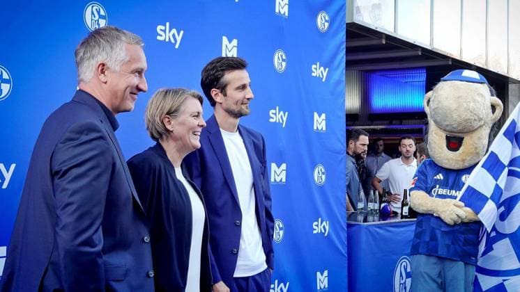Kino-Premiere Doku FC Schalke 04 ** NUR FÜR REDAKTIONELLE ZWECKE ** EDITORIAL USE ONLY **<p>Die FC Schalke 04 Vorstandsmitglieder Frank Baumann (Sport), Christina Rühl-Hamers (Finanzen) und Matthias Tillmann (Vorsitzender) (v.l.) stehen am Mittwoch, 26.08.2026 auf dem Blauen Teppich vor dem Kino Schauburg in Gelsenkirchen-Buer. Wenig später hat die Doku Mythos Schalke - Ein Leben lang Premiere. Deutschland NRW Gelsenkirchen Copyright: MichaelxKorte