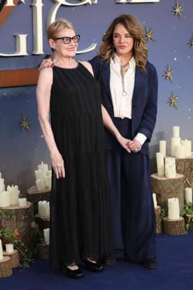 Dianne Wiest und Stockard Channing bei der Premiere des Kinofilms Practical Magic 2 - Zauberhafte Schwestern im Odeon Luxe Leicester Square. Lomdon,. 26.08.2026