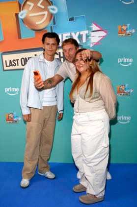 LOL Next , Premiere im AchtBerlin, Berlin, 26.08.2026 Paul Luca Fischer, Freshtorge und Selfiesandra bei der Premiere von LOL Next im AchtBerlin in Berlin am 26.8.2026 Berlin AchtBerlin Copyright: xAnitaxBuggex