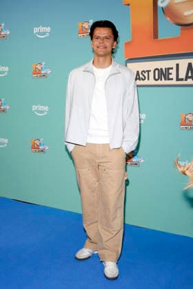 LOL Next , Premiere im AchtBerlin, Berlin, 26.08.2026 Paul Luca Fischer bei der Premiere von LOL Next im AchtBerlin in Berlin am 26.8.2026 Berlin AchtBerlin Copyright: xAnitaxBuggex