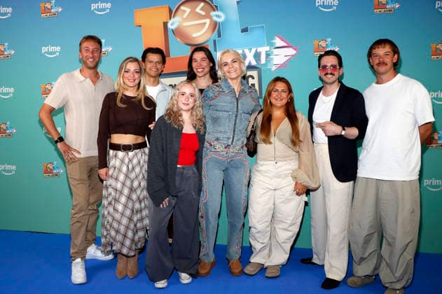 Freshtorge, Laura Larsson, Paul Luca Fischer, Maria Ziffy, Helge Mark Lodder, Hazel Brugger, Selfiesandra, Marti Fischer und Adrian Vogt alias Aditotoro bei der Premiere der Prime Video Comedy-Gameshow LOL Next im AchtBerlin. Berlin, 26.08.2026 *** Freshtorge, Laura Larsson, Paul Luca Fischer, Maria Ziffy, Helge Mark Lodder, Hazel Brugger, Selfiesandra, Marti Fischer, and Adrian Vogt (aka Aditotoro) at the premiere of the Prime Video comedy game show LOL Next at AchtBerlin, Berlin, August 26, 2026 Foto:xA.xBuggex xFuturexImagex lol_6858