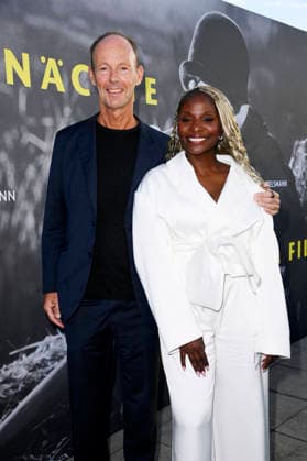 Thomas Rabe und Nikeata Thompson beim Eröffnungsempfang der UFA Filmnächte 2026 auf der Dachterrasse der Bertelsmann Repräsentanz. Berlin, 26.08.2026