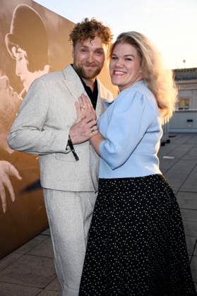 Knud Riepen und Gisa Flake beim Eröffnungsempfang der UFA Filmnächte 2026 auf der Dachterrasse der Bertelsmann Repräsentanz. Berlin, 26.08.2026