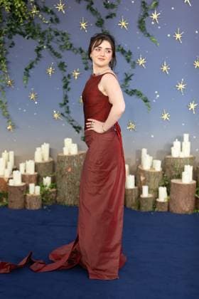 European Premiere of PRACTICAL MAGIC 2 at Odeon Luxe Leicester Square in London, UK - 26 Aug 2026 Maisie Williams attends the red carpet arrivals for the European premiere of PRACTICAL MAGIC 2 in Leicester Square. Celebrities arrive on the red carpet for the European Premiere of PRACTICAL MAGIC 2 at Odeon Luxe in Leicester Square. London United Kingdom Copyright: xPhilxLewisx xSOPAxImagesx Phil-Lewis-1444761