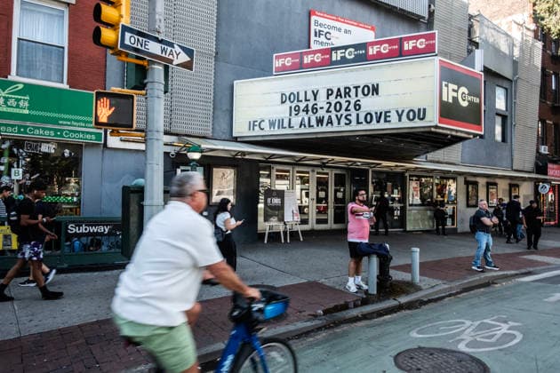 August 26, 2026, New York City, New York, USA: Signage on the IFC Movie Theatre marquee, located in the West Viallge of New York City that states:. DOLLY PARTON.1946-2026.IFC WILL ALWAYS LOVE YOU .Dolly Rebecca Parton was an American singer, songwriter, actress, businesswoman, and philanthropist who has had a 60-year career. A successful crossover artist, she s prominent in both country and pop music, and has also acted in film and television. .Birth DetailsDate: January 19, 1946Location: Locust Ridge, Tennessee (near the Great Smoky Mountains)Full Name: Dolly Rebecca Parton.Dolly Parton passed away at the Vanderbilt-Ingram Cancer Center in Nashville, Tennessee, where she had been hospitalized since August 21. While her team confirmed th - ZUMAt442 20260826_znp_t442_002 Copyright: xBillyxTompkinsx