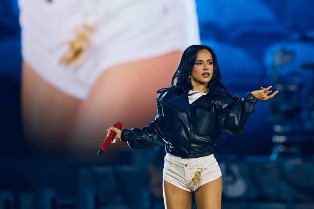 August 26, 2026, Seattle, Washington, USA: BECKY G (REBBECA MARIE GOMEZ) performs as an opener during the Viajando Por El Mundo Tropitour at Lumen Field in Seattle, Washington. Seattle USA  - ZUMAd218 20260826_zsp_d218_007 Copyright: xRichardxDizonx