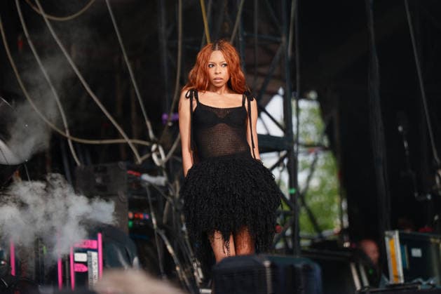Ravyn Lenea The artists on stage at the Rock en Seine 2026 festival at the Saint Cloud estate on August 26, 2026 Alexandre Fumeron Bestimage The artists on stage at the Rock en Seine 2026 festival at the Saint Cloud estate on August 26, 2026 Saint Cloud, France  Copyright: xAlexandrexFumeronx xBestimagexAlexandrexFumeronx xBestimagex