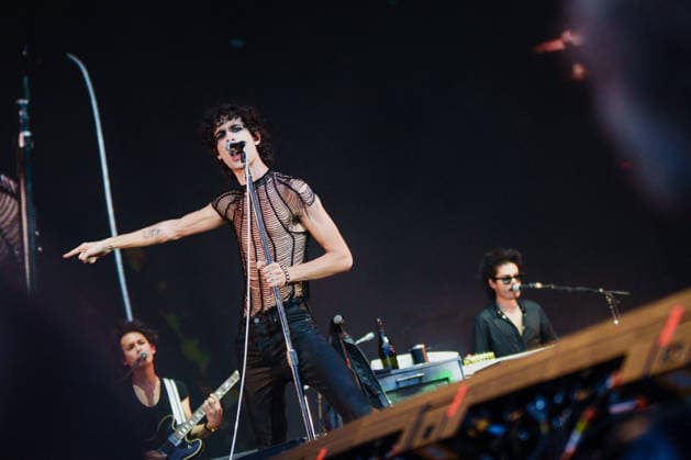 Sombr The artists on stage at the Rock en Seine 2026 festival at the Saint Cloud estate on August 26, 2026 Alexandre Fumeron Bestimage The artists on stage at the Rock en Seine 2026 festival at the Saint Cloud estate on August 26, 2026 Saint Cloud, France  Copyright: xAlexandrexFumeronx xBestimagexAlexandrexFumeronx xBestimagex