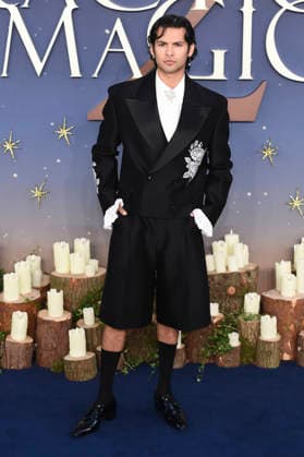 Xolo Mariduena bei der Premiere des Kinofilms Practical Magic 2 - Zauberhafte Schwestern im Odeon Luxe Leicester Square. London, 26.08.2026