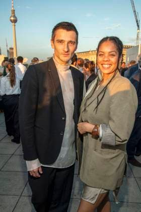 ABB FILMNACHT- Sebastian Schneider und Jane Chirwa zu Gast beim Eroeffnungsempfang zu den UFA Filmnaechten 2026 auf der Dachterrasse der Bertelsmann Repraesentanz am 26.AUGUST 2026 in Berlin Berlin Deutschland