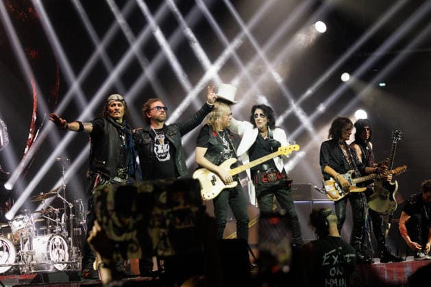 Johnny Depp, Alice Cooper, Joe Perry, Tommy Henriksen Hollywood Vampires concert at the Adidas Arena in Paris on August 26, 2026 Jasmine Aissaoui Bestimage Hollywood Vampires concert at the Adidas Arena in Paris on August 26, 2026 Paris, France  Copyright: xJasminexAissaouix xBestimagexJasminexAissaouix xBestimagex