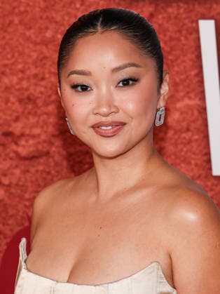 Los Angeles Premiere Of Ketchup Entertainment s Coyote vs. Acme WESTWOOD, LOS ANGELES, CALIFORNIA, USA - AUGUST 26: Lana Condor arrives at the Los Angeles Premiere Of Ketchup Entertainment s Coyote vs. Acme held at Westwood Village Theater on August 26, 2026 in Westwood, Los Angeles, California, United States. Westwood Westwood Village Theater California United States Copyright: xKayxQiao ImagexPressxAgencyx