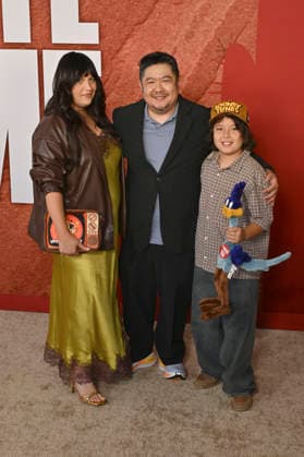 Eric Bauza mit Familie bei der Premiere des Kinofilms Coyote vs. Acme im Fox Village Theater. Los Angeles, 26.08.2026