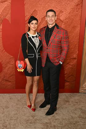 John Cena mit Ehefrau Shay Shariatzadeh bei der Premiere des Kinofilms Coyote vs. Acme im Fox Village Theater. Los Angeles, 26.08.2026