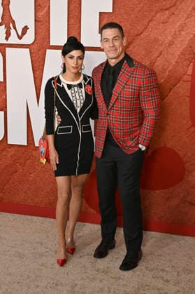 John Cena mit Ehefrau Shay Shariatzadeh bei der Premiere des Kinofilms Coyote vs. Acme im Fox Village Theater. Los Angeles, 26.08.2026