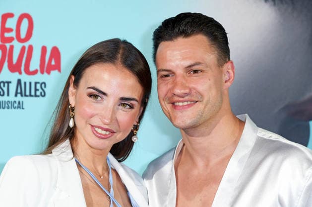 Ekaterina Leonova mit Freund Ilya Viarmenich bei der Musical-Premiere von ROMEO & JULIA - LIEBE IST ALLES im Capitol Theater in Düsseldorf am 27.08.2026