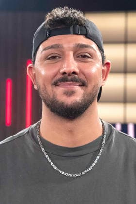 Abdul Kader CHAHIN, Comedian, Portraet, Porträt, Portrait, Angeschnittenes Einzelbild, Einzelmotiv, in der Sendung ,,Koelner Treff,, im WDR Fernsehen, 27.08.2026.