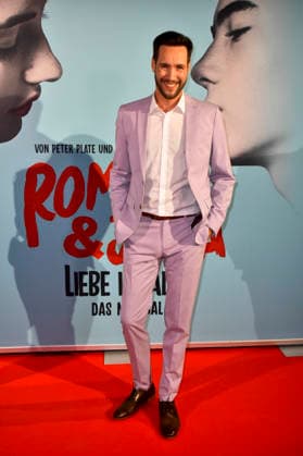 ABB ROMEOJULIA- Sven Kroll zu Gast auf dem roten Teppich bei der Musical Premiewre Romeo und Julia Liebe ist alles im Capitol Theater am 27.AUGUST 2026 in Duesseldorf NRW Deutschland