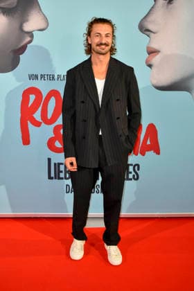 ABB ROMEOJULIA- Nicolas Puschmann zu Gast auf dem roten Teppich bei der Musical Premiewre Romeo und Julia Liebe ist alles im Capitol Theater am 27.AUGUST 2026 in Duesseldorf NRW Deutschland