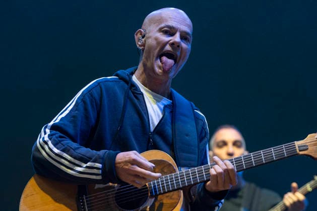 August 28, 2026, San Sebastian De Los Reyes, Madrid, Spain: JESUS CIFUENTES, leader, vocalist, and guitarist of the band during his performance with his band â€oe CELTAS CORTOS â€� at the San Sebastian de los Reyes Festival Concerts on August 27, 2026, in Madrid, Spain. San Sebastian De Los Reyes Spain - ZUMAc312 20260828_zsp_c312_014 Copyright: xOscarxManuelxSanchezx