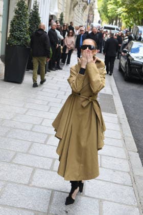 Celine Dion Arrives At The Royal Monceau - Paris Canadian singer Celine Dion arrives at the Le Royal Monceau - Raffles Paris hotel greeted by hundreds of fans following her flight from Las Vegas. Paris, France, August 28, 2026. Photo by Florian Poitout ABACAPRESS.COM Paris France  Copyright: xPoitoutxFlorian ABACAx
