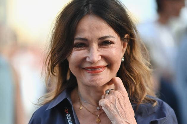 19th Angouleme French-Speaking Film Festival - Day 5 FC Evelyne Bouix poses on the red carpet during Day Four of the 19th Angouleme French-Speaking Film Festival on August 27, 2026 in Angouleme, France. Photo by Franck Castel ABACAPRESS.COM Angouleme  Copyright: xCastelxFranck ABACAx