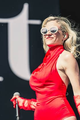 Pixie Lott Performing at victorious festival portsmouth 28 august 2026 Pop Icon Pixie Lott stunns the crows playing hits from her catalogue at victorious fesitval southsea portsmouth august 28 2026, Credit:commonlight James Boughton Avalon  Copyright: xcommonlightx xJamesxBoughtonx xAvalonx 1128948373