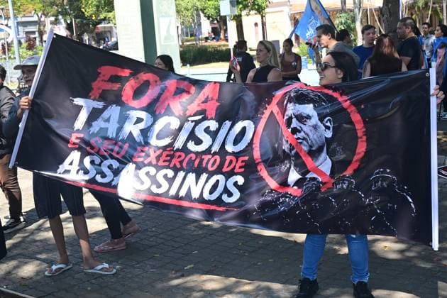 Amparo (SP), 08 28 2026 - Politics PROTEST-SP - Demonstrators, opposed to the Governor of SP and candidate for re-election, Tarcisio de Freitas, protest against the Governor s decisions, in Amparo, in the interior of the state of Sao Paulo, on the morning of this Friday, 28 (Photo: Eduardo Carmim Photo Premium SPP) 30930 (Eduardo Carmim SPP)  Copyright: xEduardoxCarmimx xSPPx 1082076960st