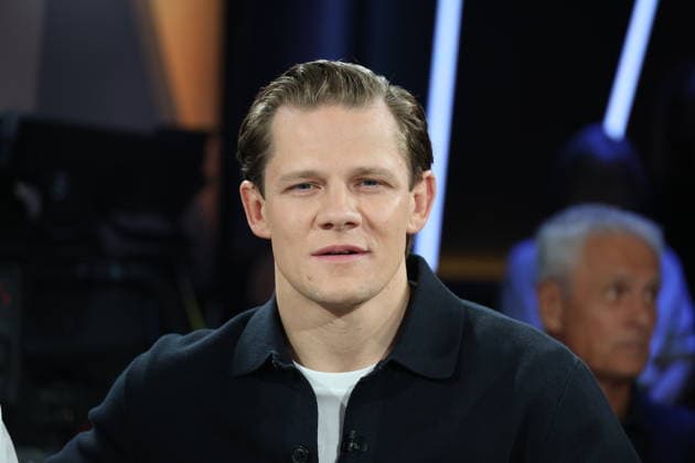 Max von der Groeben, Schauspieler, zu Gast in der NDR Talk Show am 28.8.2026 im 3. Programm des NDR Fernsehen, Fototermin vor der Aufzeichnung am 3.7.2026 im Fernsehstudio Hamburg Lokstedt