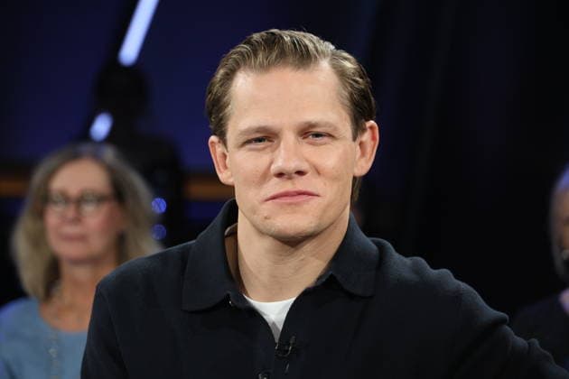Max von der Groeben, Schauspieler, zu Gast in der NDR Talk Show am 28.8.2026 im 3. Programm des NDR Fernsehen, Fototermin vor der Aufzeichnung am 3.7.2026 im Fernsehstudio Hamburg Lokstedt