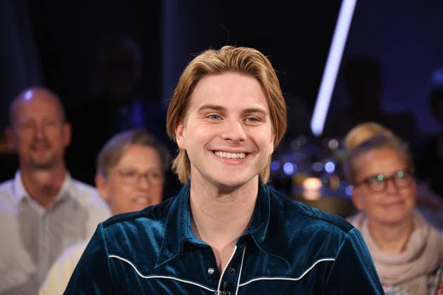 Vincent Gross, Sänger, zu Gast in der NDR Talk Show am 28.8.2026 im 3. Programm des NDR Fernsehen, Fototermin vor der Aufzeichnung am 3.7.2026 im Fernsehstudio Hamburg Lokstedt