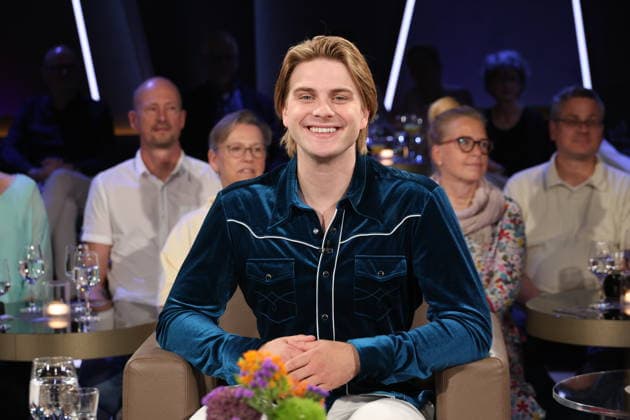 Vincent Gross, Sänger, zu Gast in der NDR Talk Show am 28.8.2026 im 3. Programm des NDR Fernsehen, Fototermin vor der Aufzeichnung am 3.7.2026 im Fernsehstudio Hamburg Lokstedt