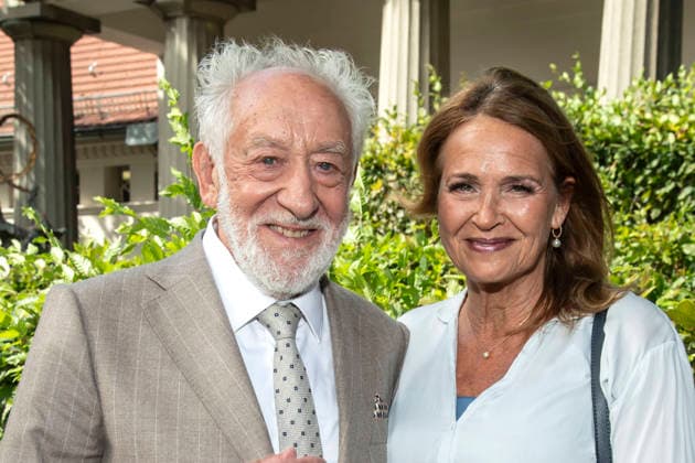Dieter Hallervorden and Christiane Zander beim Fototermin zur Jahres PK vom Schlossparktheater am 26.08.2026 in Berlin Jahres PK von Dieter Hallervordens Schlosspark Theater in Berlin