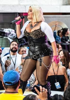 Bebe Rexha performs on NBC Today show in New York City Bebe Rexha performs on NBC Today show Citi Concert Series at Rockefeller Plaza in New York City. 28 Aug 2026 Pictured: Bebe Rexha.  Copyright: xThexMegaxAgencyxMEGAx