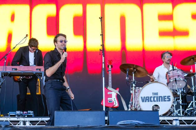 August 28, 2026, Southsea, Hampshire, United Kingdom: l-r Matthew Hitt, Justin Young and Yoann Intonti of Indie rock band, The Vaccines perform live on stage at Victorious Festival, Southsea. The current line up consists of Justin Young, Ã?rni Ã?rnason, Matthew Hitt, Timothy Lanham and Yoann Intonti Southsea United Kingdom - ZUMAs197 20260828_aaa_s197_131 Copyright: xDawnxFletcher-Parkx
