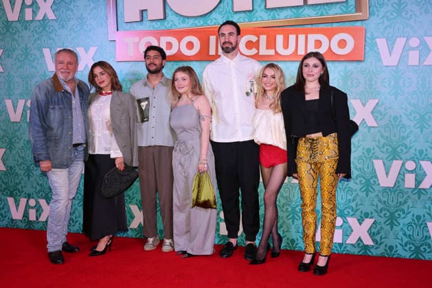 Hotel Todo Incluido Red Carpet Premiere Sofia Castro, JosÃ Alberto Castro, Mimi Morales attend the red carpet premiere of the ViX original TV series Hotel Todo Incluido at Antara Polanco on August 27, 2026 in Mexico City, Mexico. (Photo by Yamak Perea Eyepix Group) Copyright: xYamakxPerea xEyepixxGroupx YP_27082026_196604