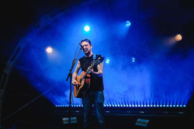 Frank Turner live in Rubigen, Switzerland Rubigen, Switzerland. 28th, August 2026. The English singer, songwriter and musician Frank Turner performs a live concert at Muhle Hunziken in Rubigen. Switzerland, Rubigen  Copyright: xGonzalesxPhoto TilmanxJentzschx