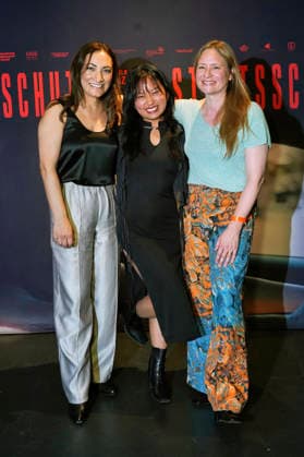 Alev Irmak, Chen Emilie Yan und Julia Jentsch bei der Premiere des Kinofilms Staatsschutz im Cinenova. Köln, 28.08.2026