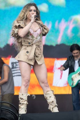 Slayyyter performs at Reading Festival 2026 Saturday - Little John s Farm, Reading, UK American Singer-songwriter Slayyyter (born Catherine Grace Garner) performs on the Grid Stage at Reading Festival 2026, Little John s Farm, Reading, England, UK on Saturday 29 August 2026., Credit:Justin Ng Avalon UK, England, Reading, Little John s Farm Copyright: xJustinxNgx xAvalonx 1129099666