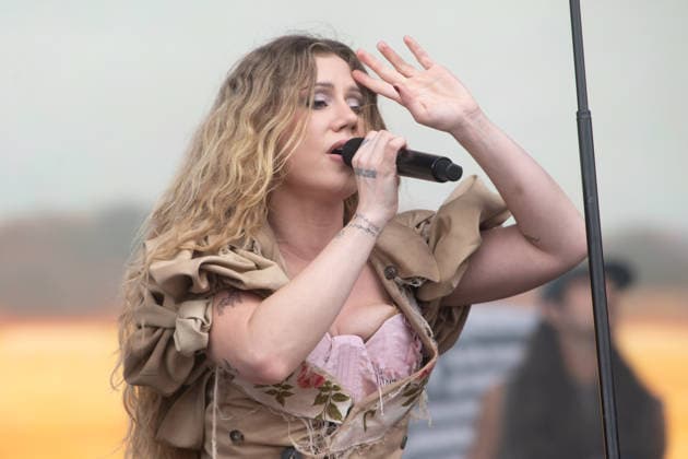 Slayyyter performs at Reading Festival 2026 Saturday - Little John s Farm, Reading, UK American Singer-songwriter Slayyyter (born Catherine Grace Garner) performs on the Grid Stage at Reading Festival 2026, Little John s Farm, Reading, England, UK on Saturday 29 August 2026., Credit:Justin Ng Avalon UK, England, Reading, Little John s Farm Copyright: xJustinxNgx xAvalonx 1129099717