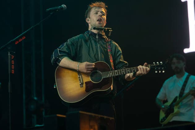 Kingfishr perform at Reading Festival 2026 Saturday - Little John s Farm, Reading, UK Lead singer Eddie Keogh of Irish indie folk band Kingfishr performs on The Gallery Stage at Reading Festival 2026, Little John s Farm, Reading, England, UK on Saturday 29 August 2026., Credit:Justin Ng Avalon UK, England, Reading, Little John s Farm  Copyright: xJustinxNgx xAvalonx 1129177079