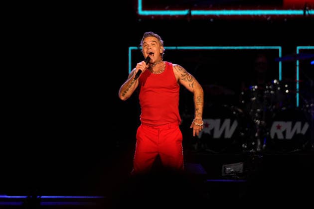 MEO KALORAMA 2026 Robbie Williams performing at Palco Meo on first day of MEO Kalorama, at Parque da Bela Vista, in Lisbon, Portugal, this Friday 28. (Photo: Bruno de Carvalho Brazil Photo Press) Lisboa Parque da Bela Vista Lisboa Portugal Copyright: xBrunoxdexCarvalhox