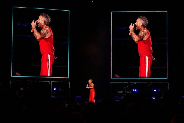 MEO KALORAMA 2026 Robbie Williams performing at Palco Meo on first day of MEO Kalorama, at Parque da Bela Vista, in Lisbon, Portugal, this Friday 28. (Photo: Bruno de Carvalho Brazil Photo Press) Lisboa Parque da Bela Vista Lisboa Portugal Copyright: xBrunoxdexCarvalhox