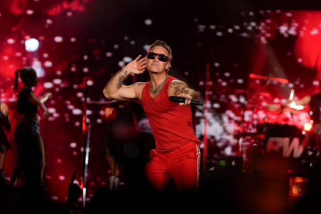 MEO KALORAMA 2026 Robbie Williams performing at Palco Meo on first day of MEO Kalorama, at Parque da Bela Vista, in Lisbon, Portugal, this Friday 28. (Photo: Bruno de Carvalho Brazil Photo Press) Lisboa Parque da Bela Vista Lisboa Portugal Copyright: xBrunoxdexCarvalhox