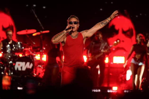 MEO KALORAMA 2026 Robbie Williams performing at Palco Meo on first day of MEO Kalorama, at Parque da Bela Vista, in Lisbon, Portugal, this Friday 28. (Photo: Bruno de Carvalho Brazil Photo Press) Lisboa Parque da Bela Vista Lisboa Portugal Copyright: xBrunoxdexCarvalhox